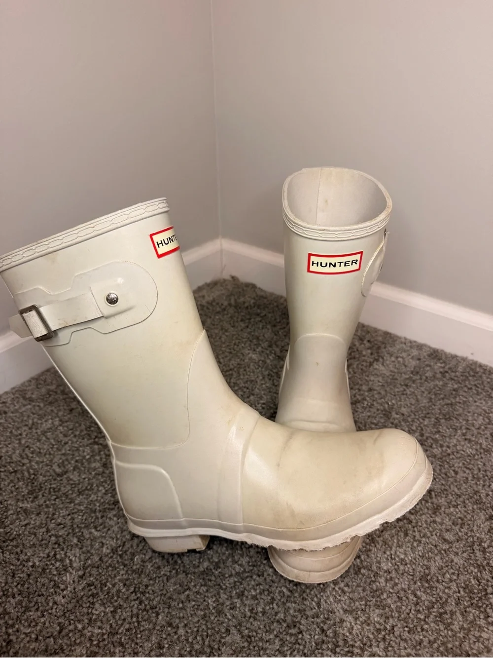 Hunter Tall Rain Boots in Cream with Red Logo